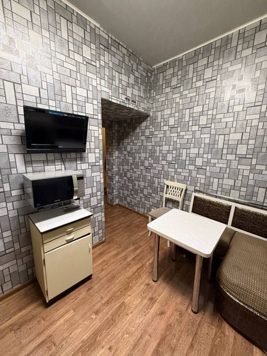 Чиланзар-2  2 комнатная