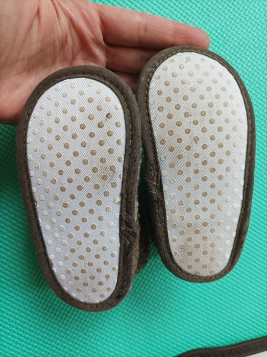 Бебешки пантофки LC Wikiki