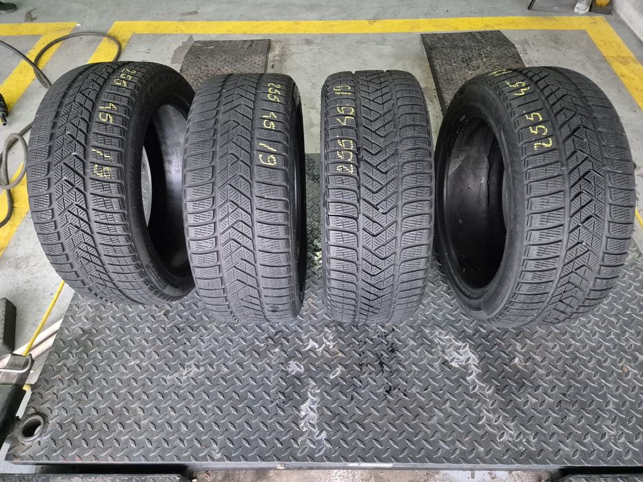 Vand set anvelope 255 45 19 pirelli