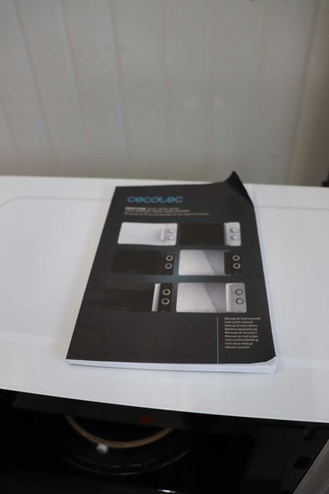 Микровълнова фурна Cecotec с грил Proclean 3010 плоско дъно, 20л, 700W