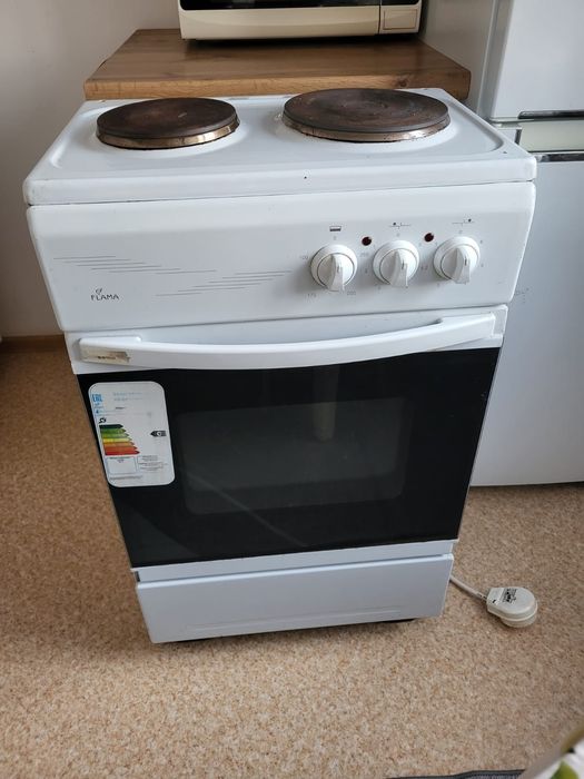 Продам электрическую плиту