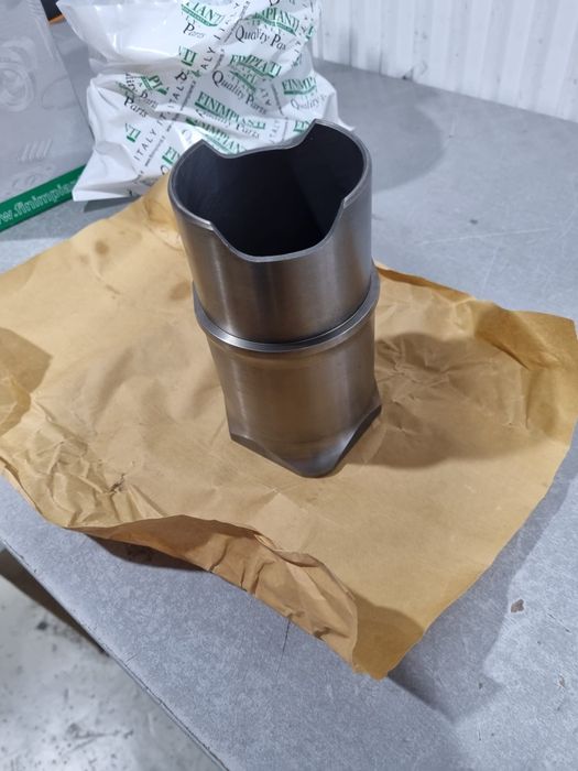 Set motor tractor fiat 315 .312.fiat 211 250 215 fiat fiat 411.415. To