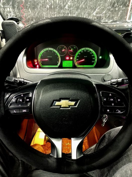 Nexia 3 Ravon sotiladi xolati ideal. 2-pozitsiya evro varyant.