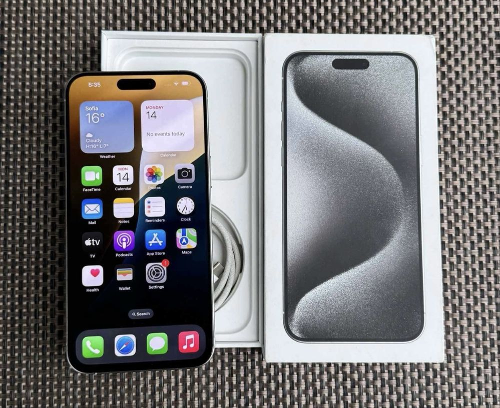 Iphone 15 pro max ГАРАНЦИЯ/бартер