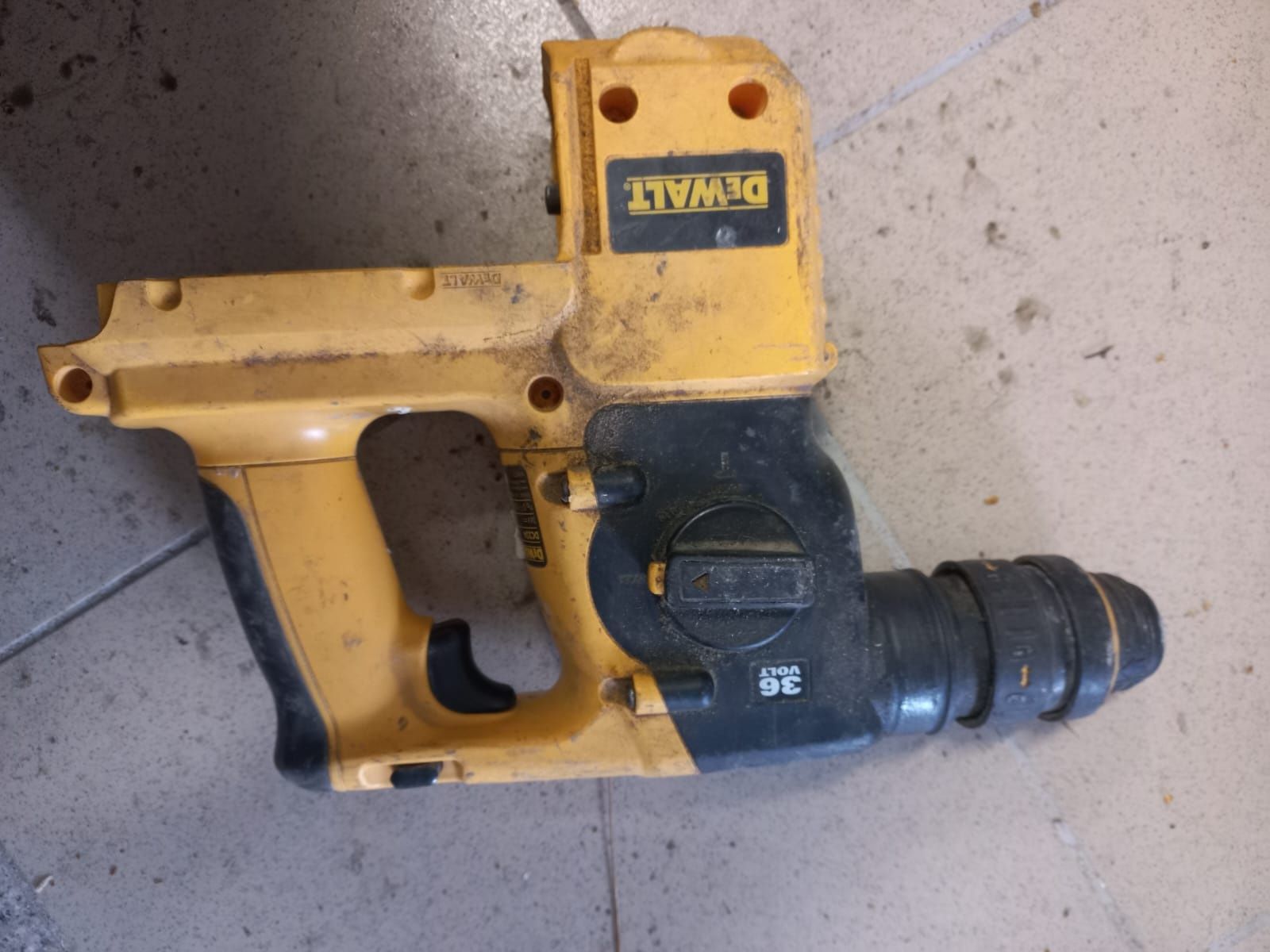 Rotopercutor Dewalt