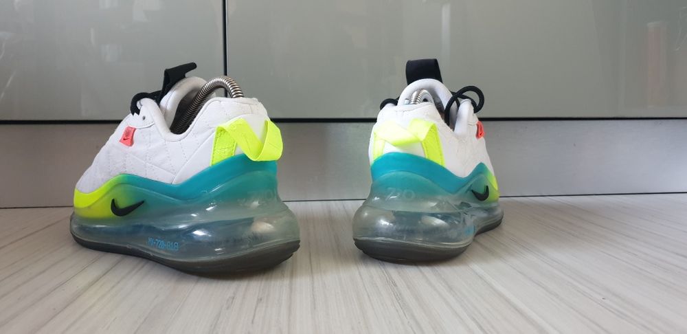 Nike Air Max 720  UK 6 US 6.5 / 39 /24.5см ОРИГИНАЛ! Дамски Маратонки!