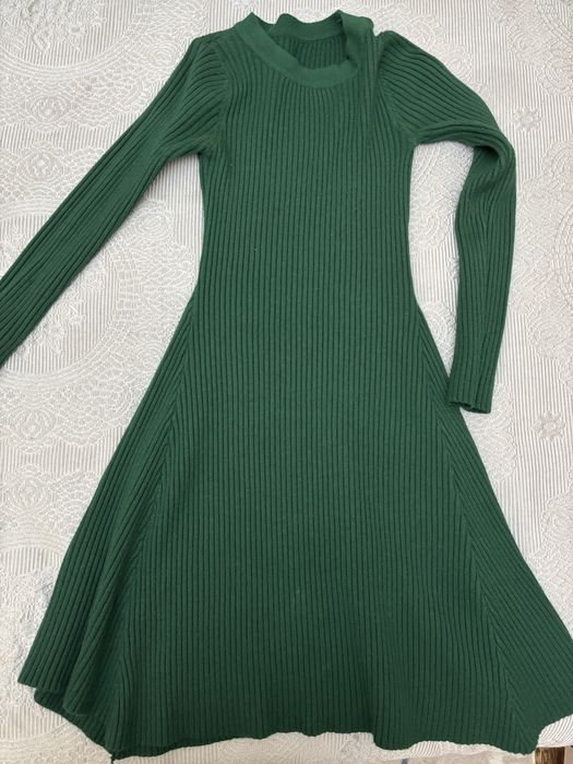 платья вязонное короткое