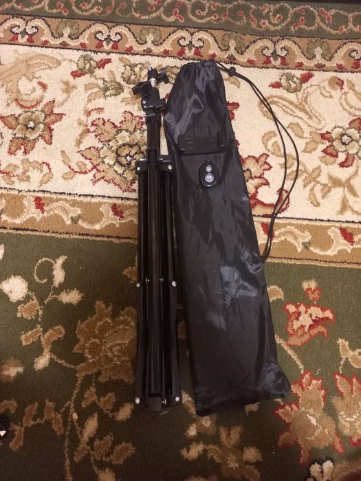 Продам  штатив новый