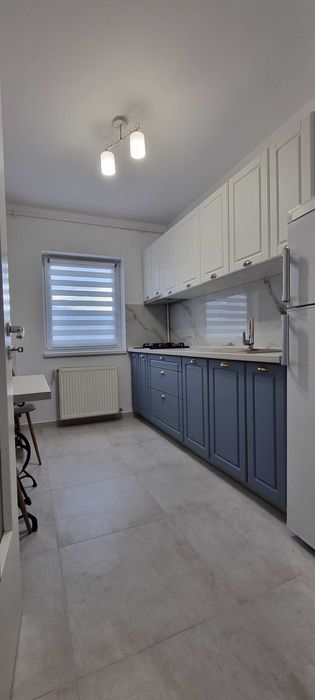 Inchiriez garsoniera 40 mp zona Grivitei/Aurel Vlaicu bloc NOU