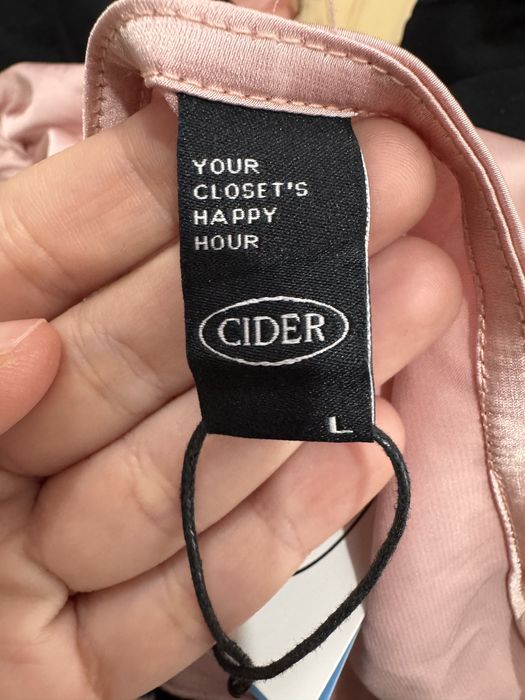 Rochie nouă, cu etichetă, culoare roz pudrat frumoasă