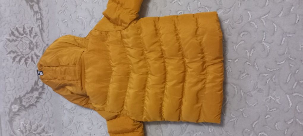 Запазено яке 140  см