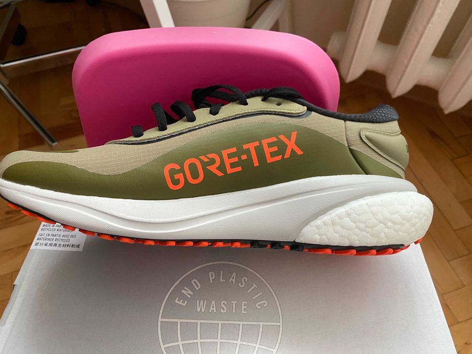 Продавам маратонки Adidas SUPERNOVA GORTEX