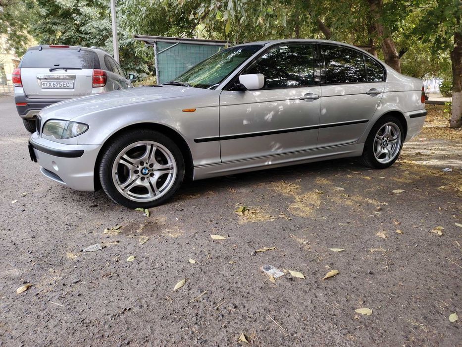 BMW e46 restail. 2004 год