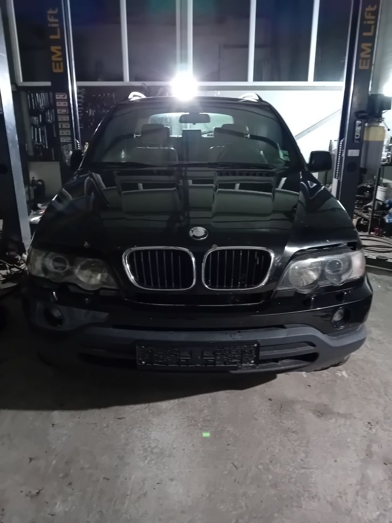 BMW X5 3.0 D 184 к.с.на части