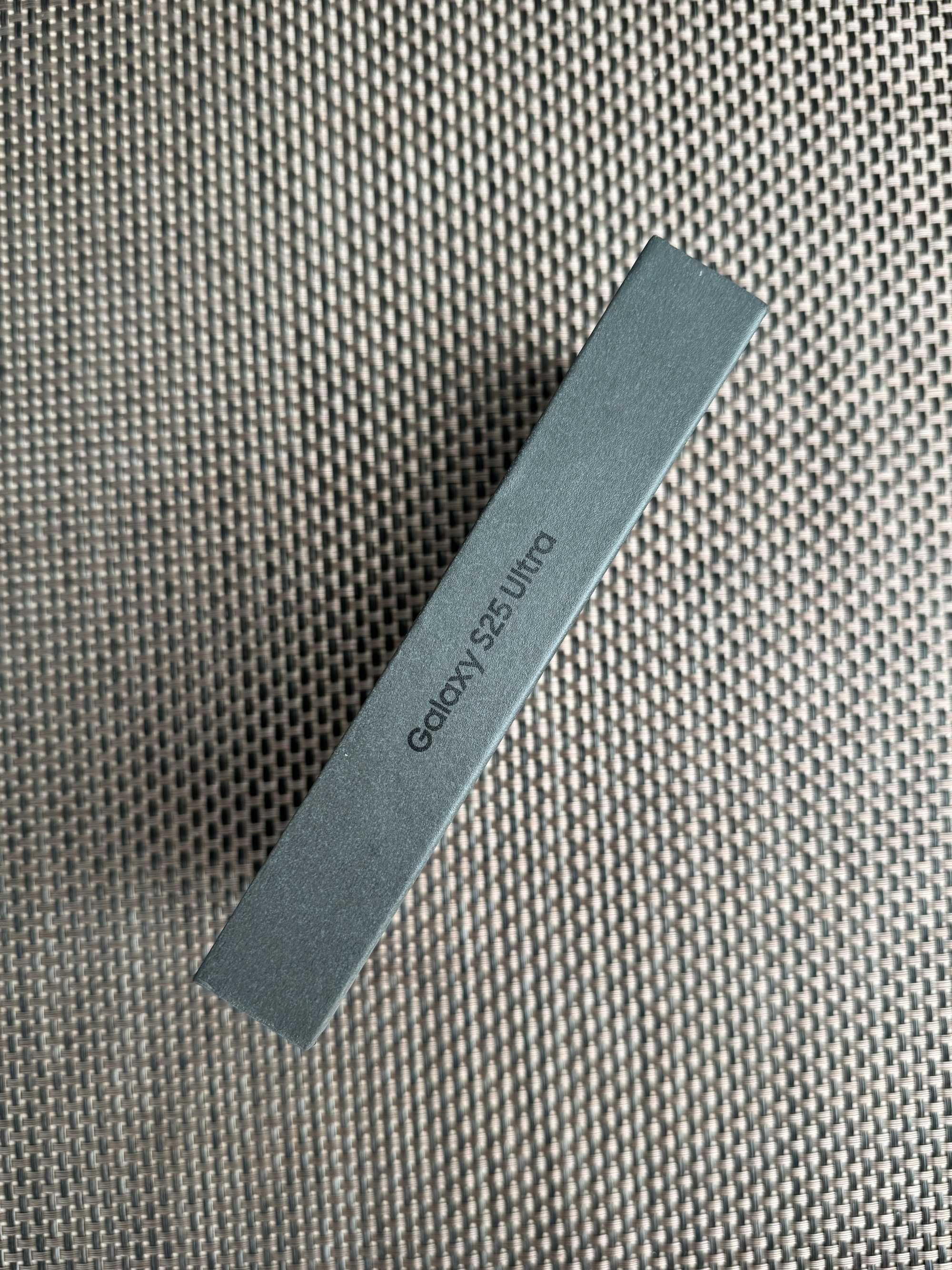 НЕразпечатан SAMSUNG S25 ULTRA Лизинг от 70лв/м Silverblue 256gb ГАРАН