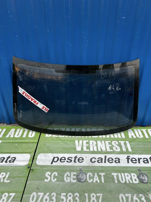 Lunetă Audi A4 B9 berlină, sedan 2016