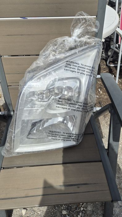 Оригинален Ляв Фар за Форд Транзит 2006- 2012г