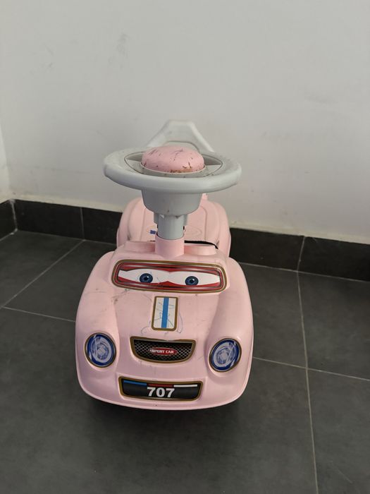 детская машинка толокар