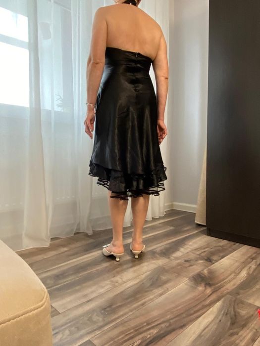 Vand rochie eleganta de ocazie / de seara