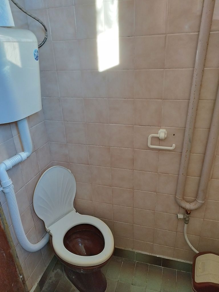 Дава се под наем Етаж от къща в Бургас, Лозово - 60 кв.м за 178.5 € - Снимка #3