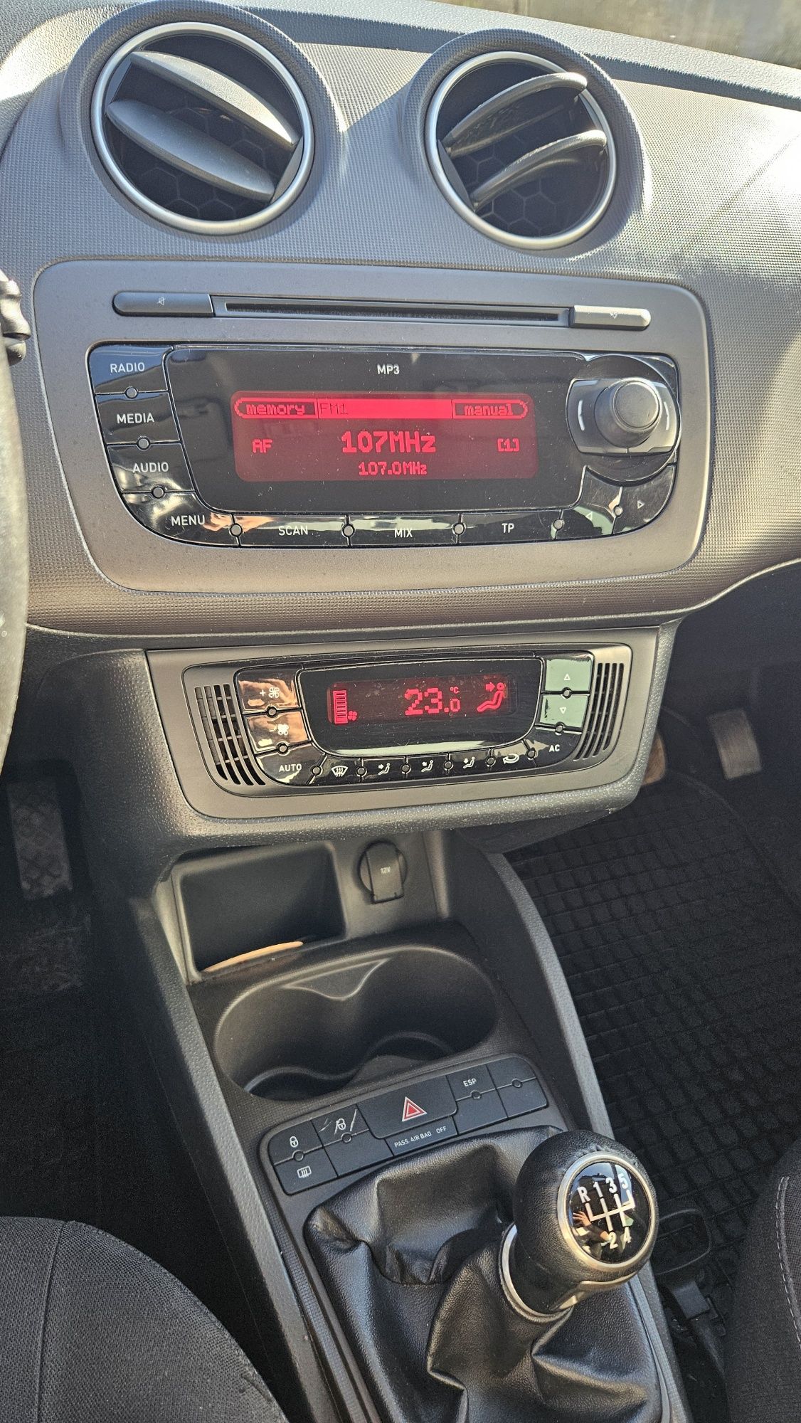 Учебен Seat Ibiza 1.2 TDI 2012г.