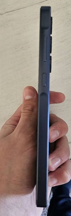 Продавам телефон  Самсунг А35  5G