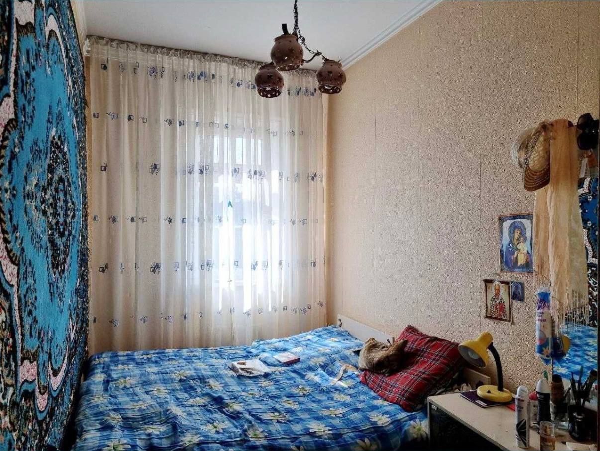 Срочно прадайутса квартера Максим гурки буз бозор