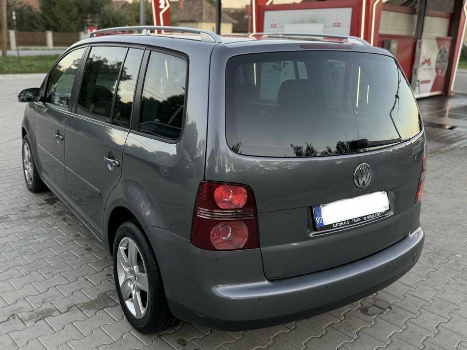 Volkswagen touran 2,0tdi cutie automata