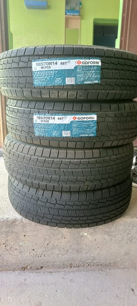 Комплект шины 185 70 R14 Goform
