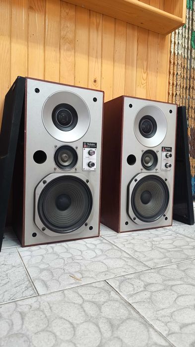 Трилентови Тонколони Technics