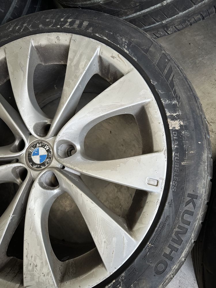 BMW X5 - 4 джанти 3 от които с гуми