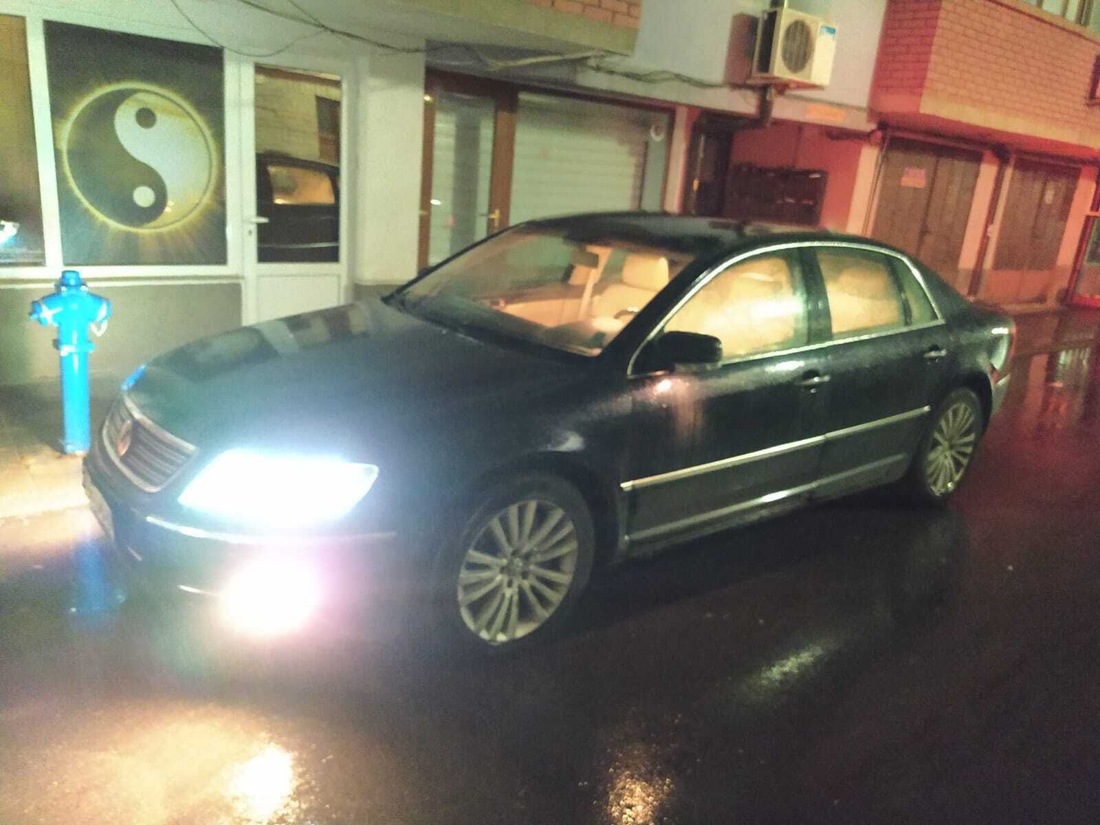 VW Phaeton 3.0 V6 TDI, всичките части са налични, освен предна броня