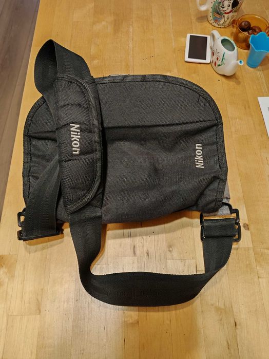 Nikon D7100 (29K снимки) + NIKKOR 18-105mm f/3.5-5.6G ED VR