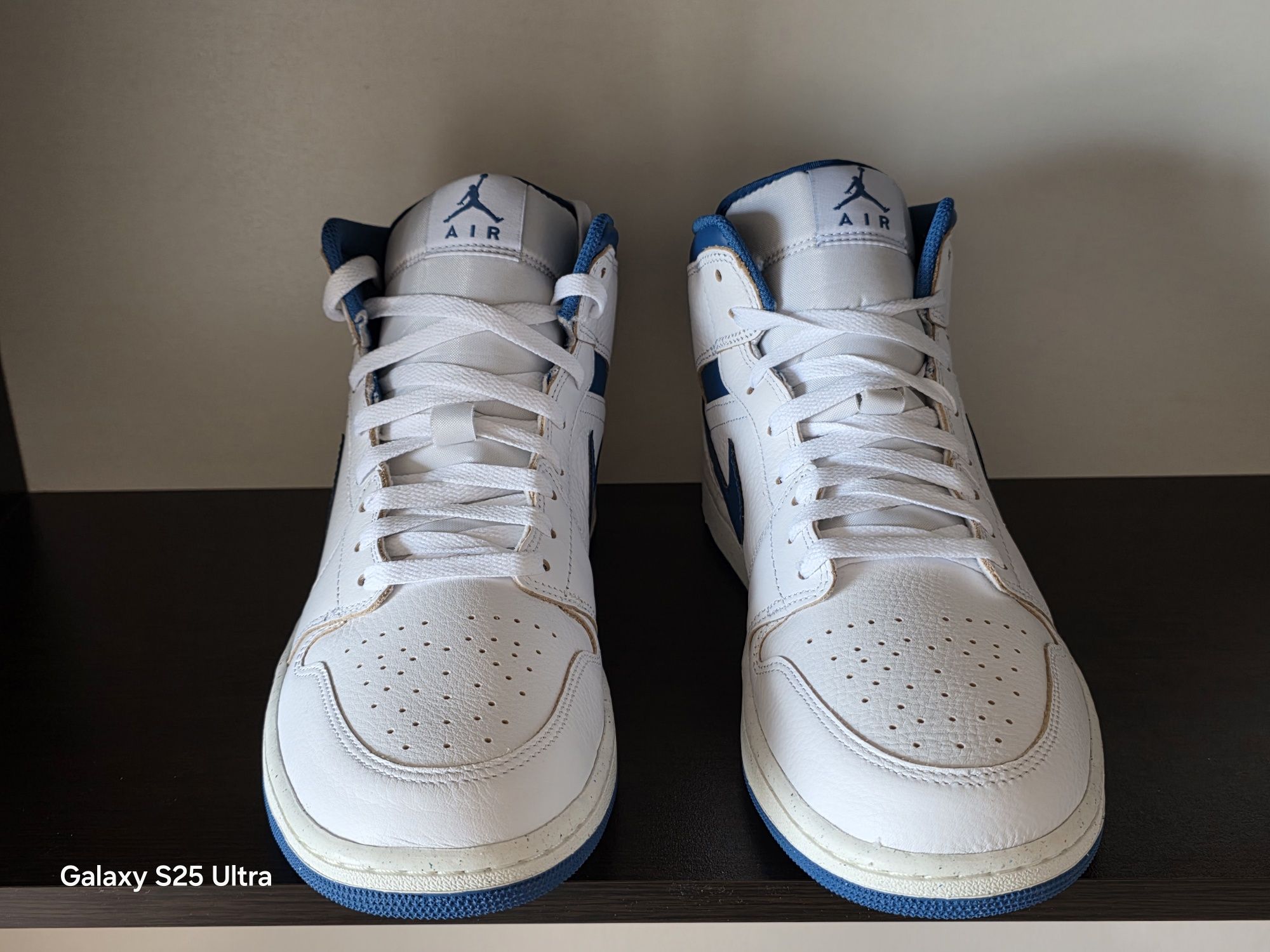 Nike Air Jordan 1 Mid SE 46номер 30см Стелка Нови с кутия