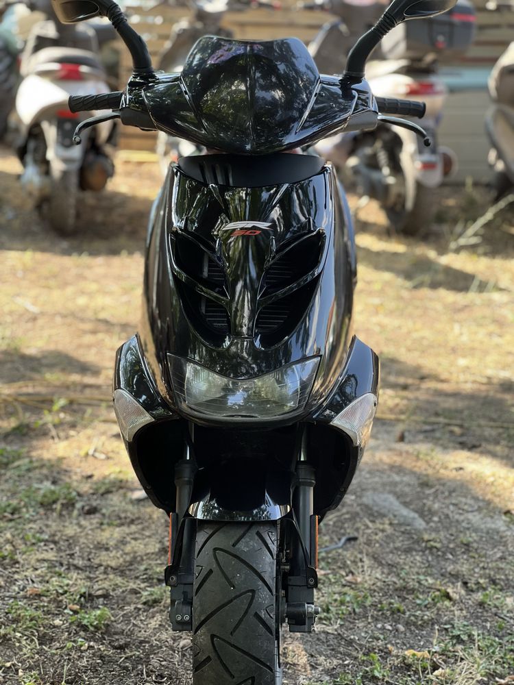 Aprilia Sr 50 49СС