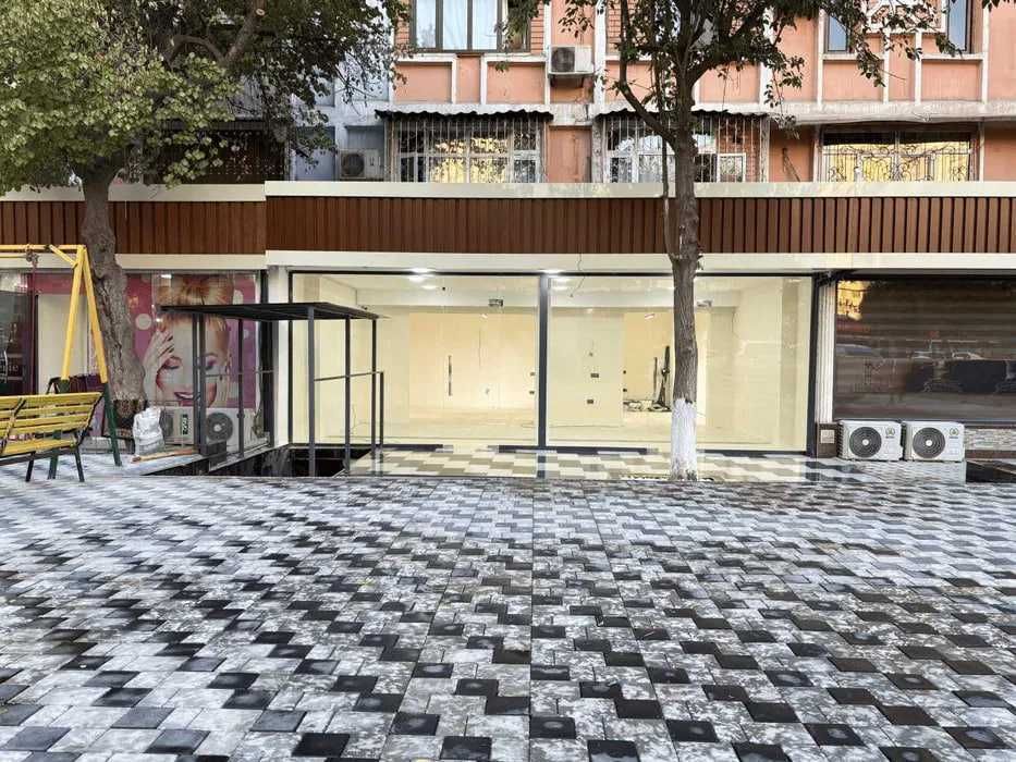 Продаётся Офис Для Бизнеса Шайхантохур 1-Линия  Самарканд Дарвоза