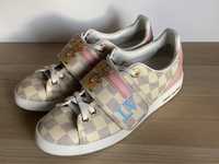 Adidasi Louis Vuitton