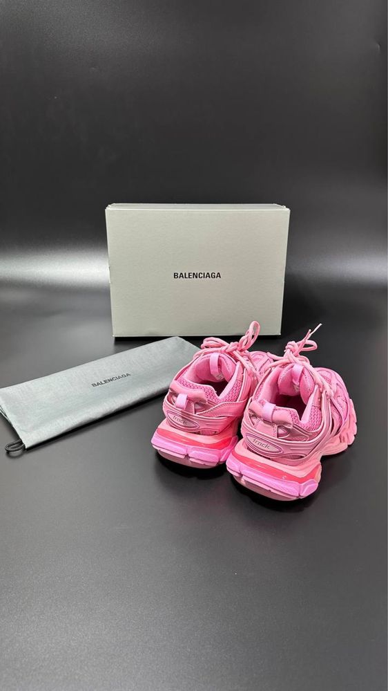 Balenciaga Track Premium 36-40 full box