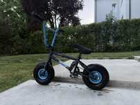 Bicicleta Pegas Hai Hui, Negru Mat - BMX Pegas
