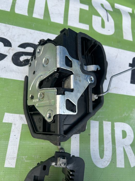 Broască ușă dreapta față BMW X3 F25 volan stânga