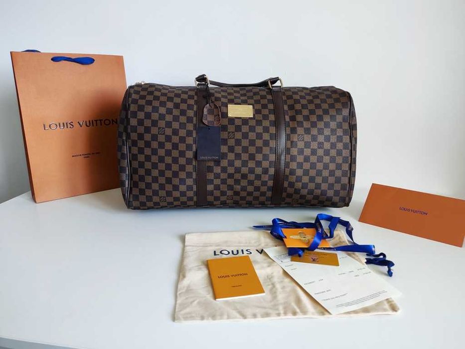 in stoc voiaj, geanta sport Louis Vuitton 56-53