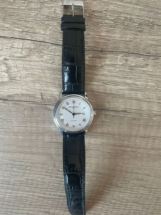 Продам часы Frederique constant FC-303MC4P6