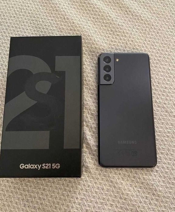 Обменяю телефон Samsung galaxy s21