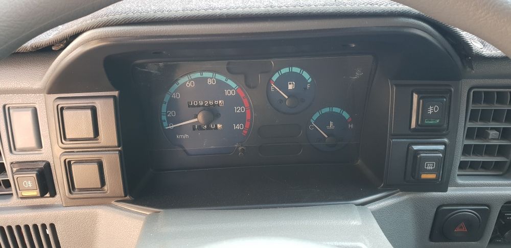 Тайёр холатдаги дамаз сотилади.