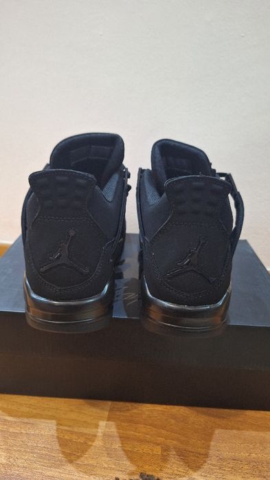 Jordan 4 Black cat