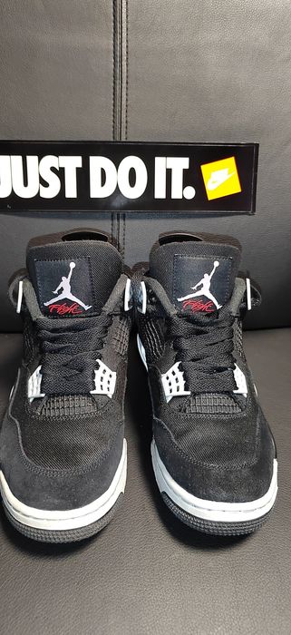 Nike Air Jordan 4 Retro, номер 40