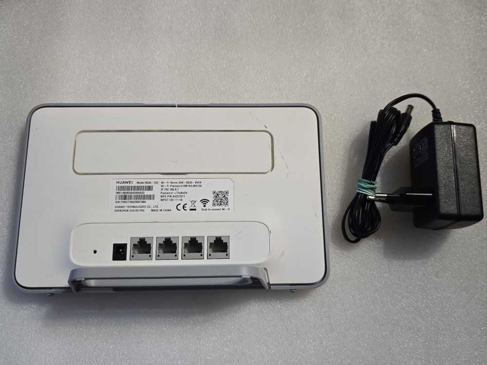Router wireless cu slot SIM Huawei 4G+ LTE, WI-FI 2.4/5GHZ B535-232