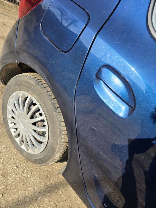 Vând Dacia sandero