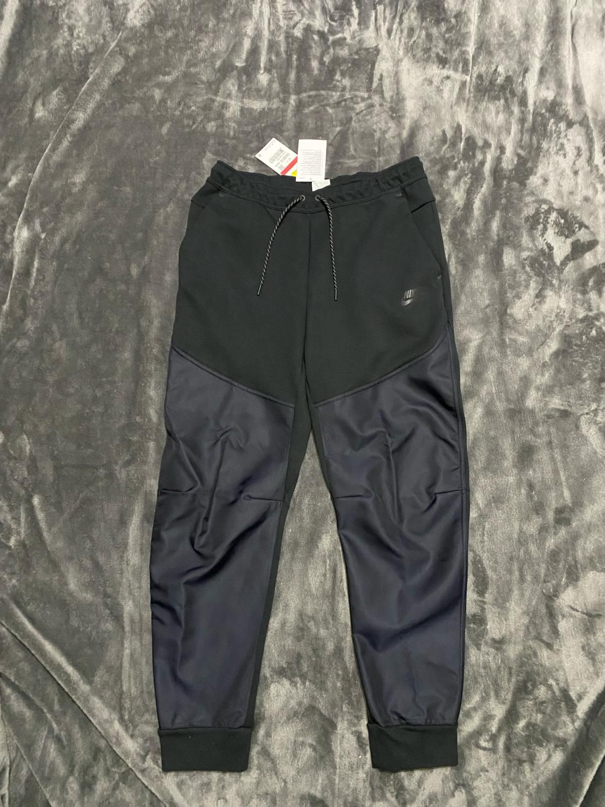 Pantaloni Nike tech fleeche