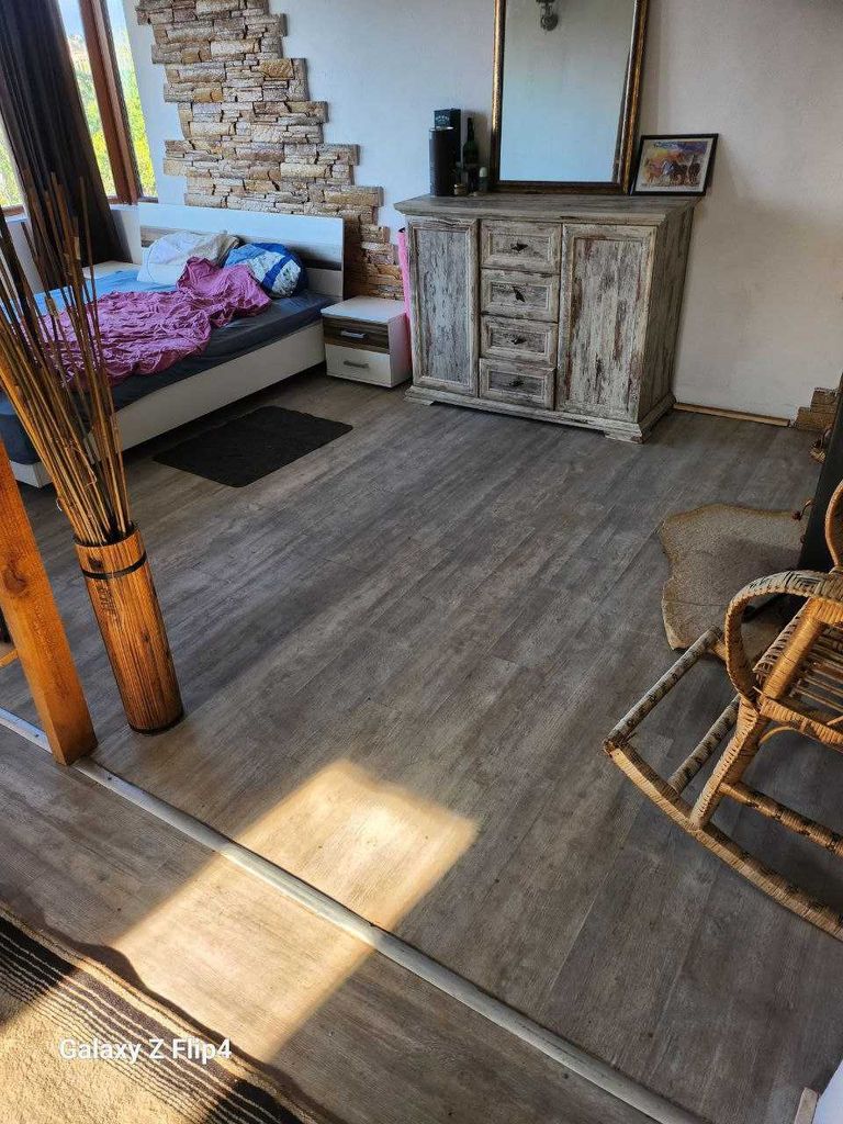 Дава се под наем Къща в к.к. Св.Св. Константин и Елена - 250 кв.м за 1224 € - Снимка #3